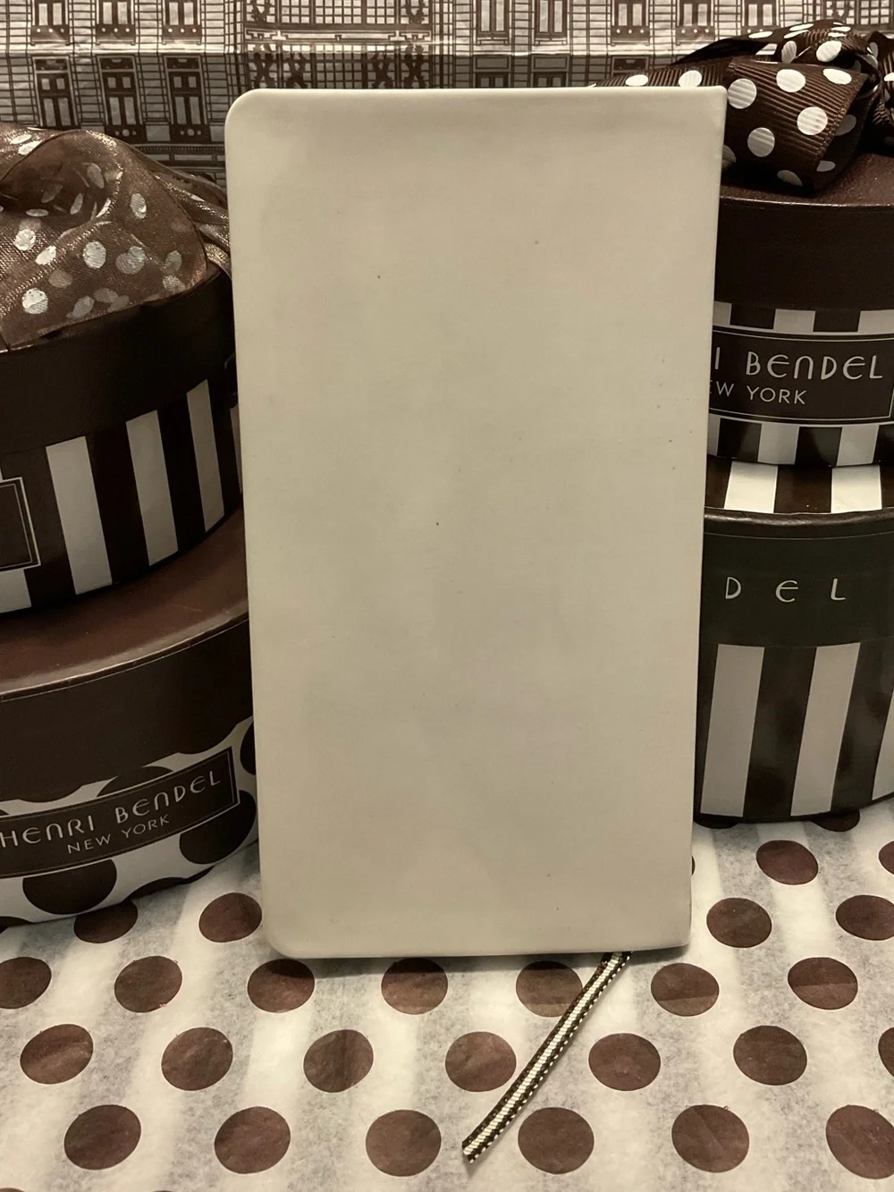 henri bendel never used